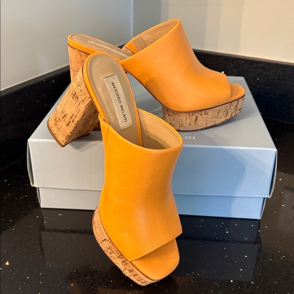 *Antonio Melani SARAYYAA Pale Peach Orange Cork Open Toe Heels Chunky Platforms - Picture 2 of 16